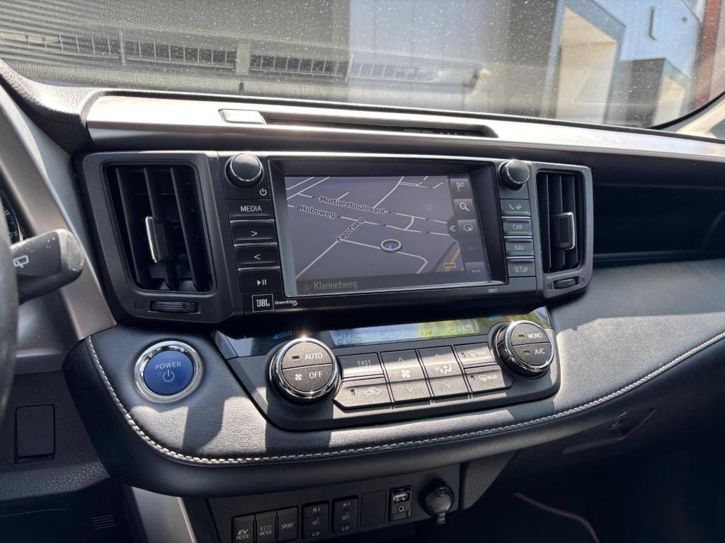 Toyota Rav4 2.5 hybrid awd style