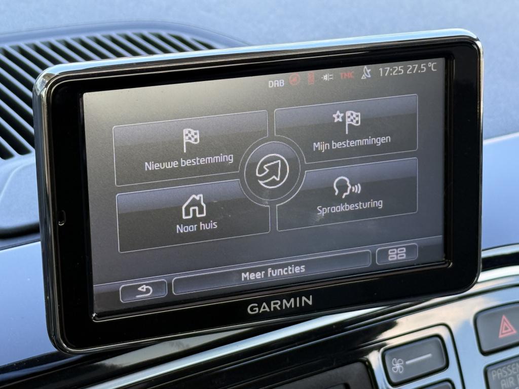 Volkswagen E-up! | pano | stoelverwarming | voorruitverwarming | cruise | d