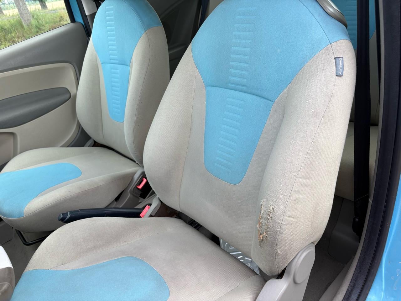 FORD KA 1.2 benzine / 89 DKM / AIRCO / STOELVERW / NWE APK !