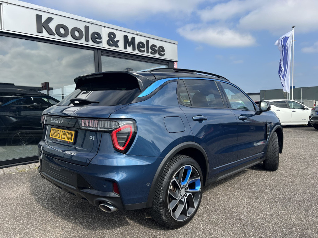 Lynk & Co 01 1.5 261pk plug in hybrid , panodak , 360 camera