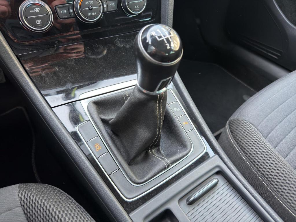 Volkswagen Golf 1.2 tsi stoelverwarming pdc clima