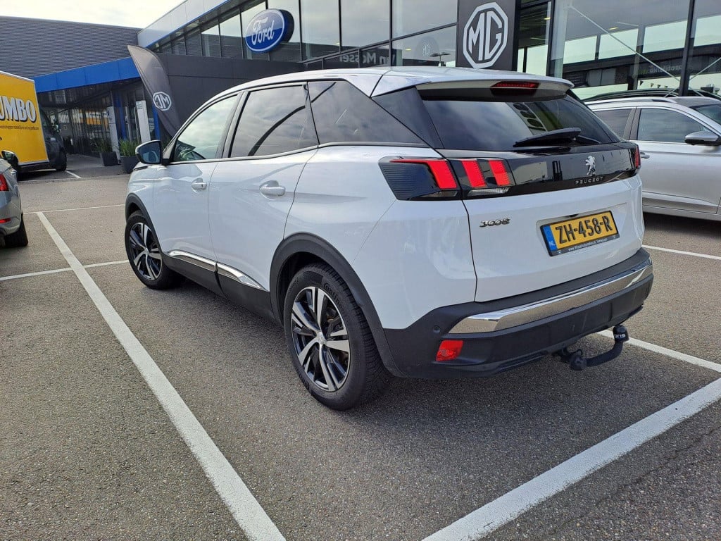 Peugeot 3008 1.2 puretech allure