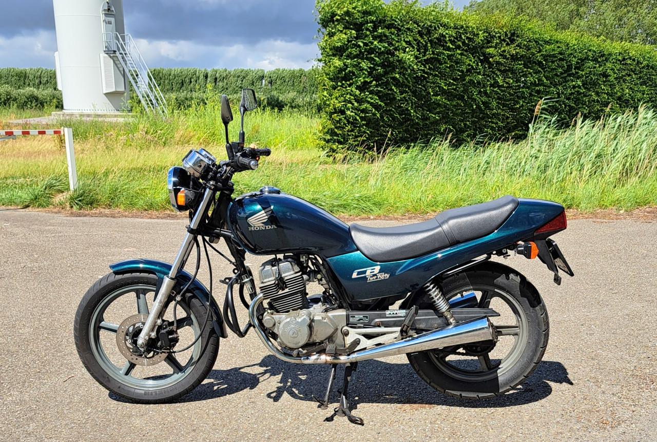 Honda CB250 "Two Fifty" 1997