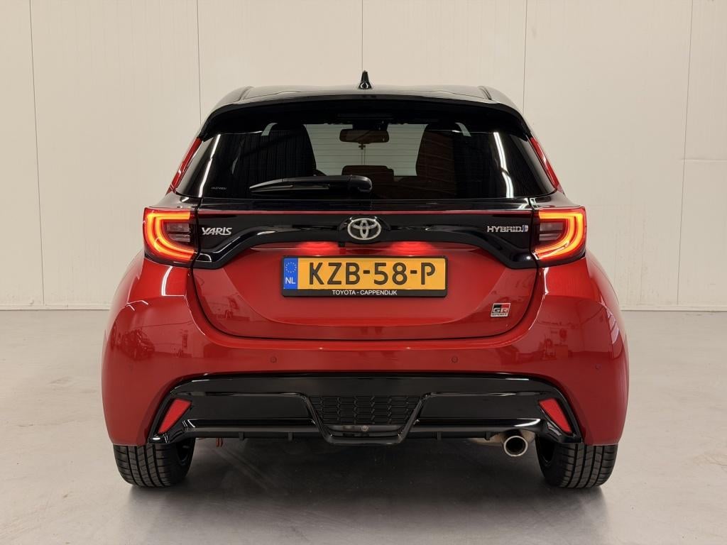 Toyota Yaris 1.5 hyb. executive
