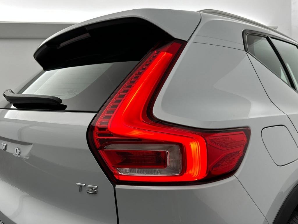 Volvo XC40 t3 163pk aut8 momentum pro| trekhaak| camera| climate| cruise co