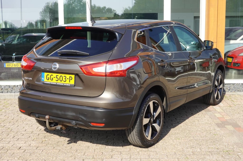Nissan Qashqai 1.2 connect edition