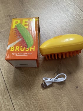 Nieuw pet brush met stoom