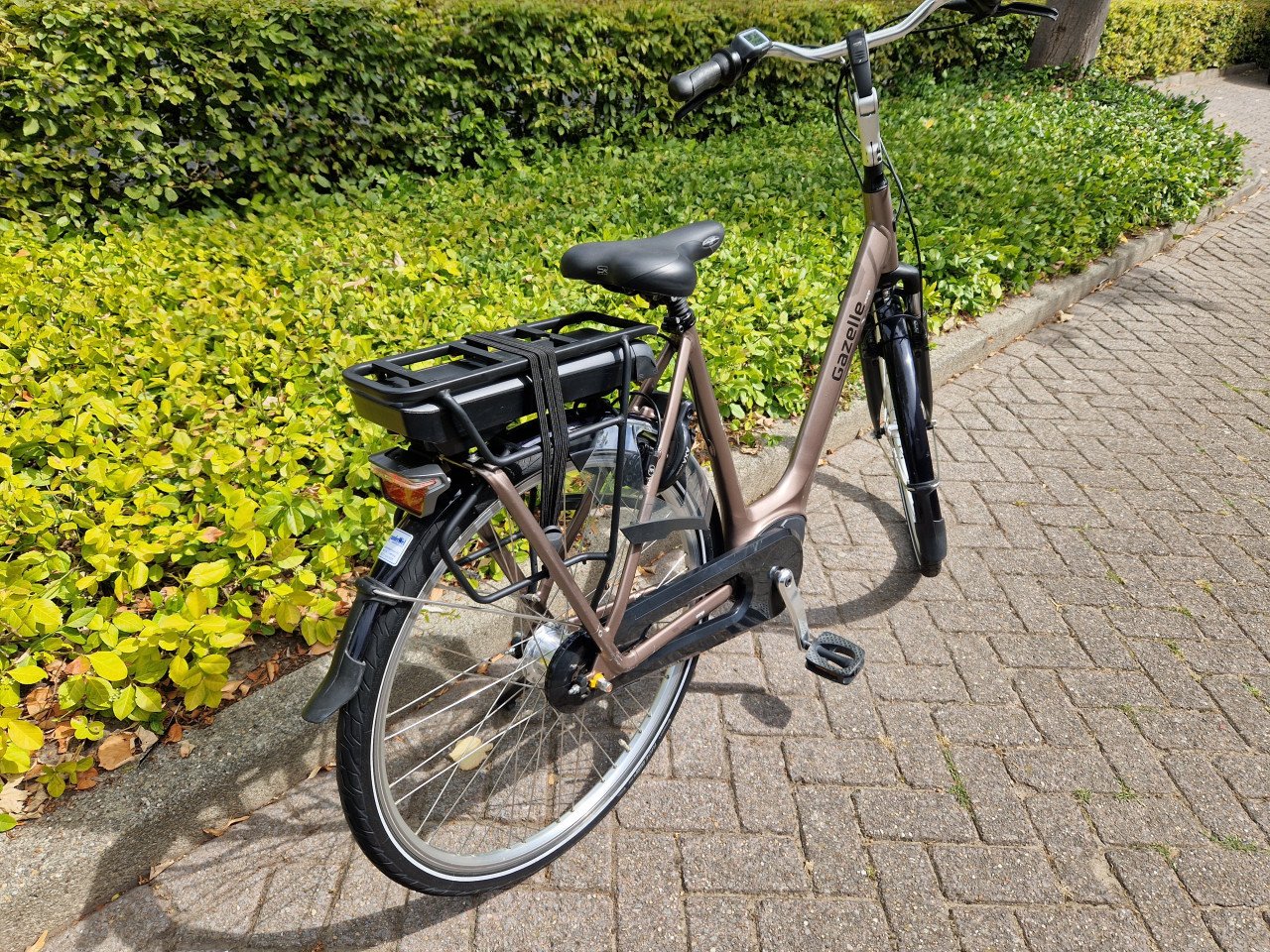 Schitterende Gazelle Orange met Bosch middenmotor en 500WH accu