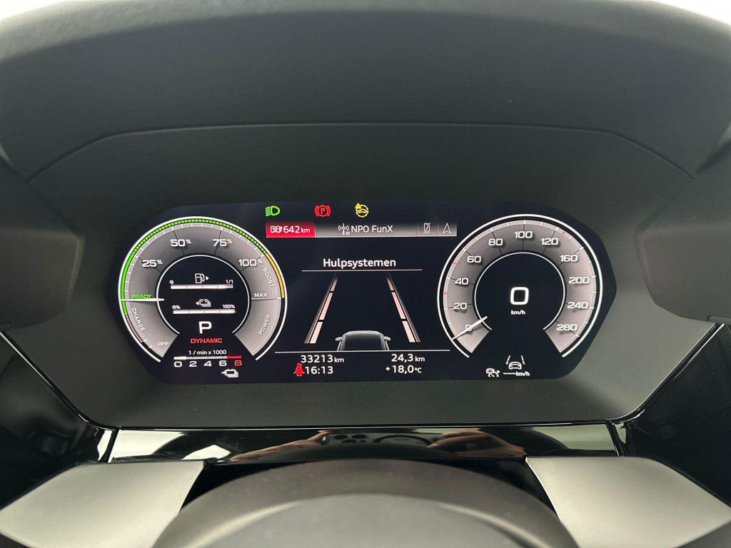 Audi A3 sportback 45 tfsi e s-line pano b&o matrix carplay