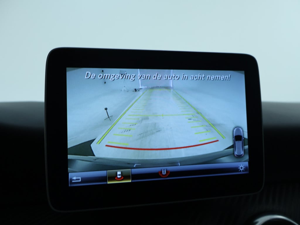 Mercedes-Benz A-Klasse 180 business solution amg | cruise control | stoelve