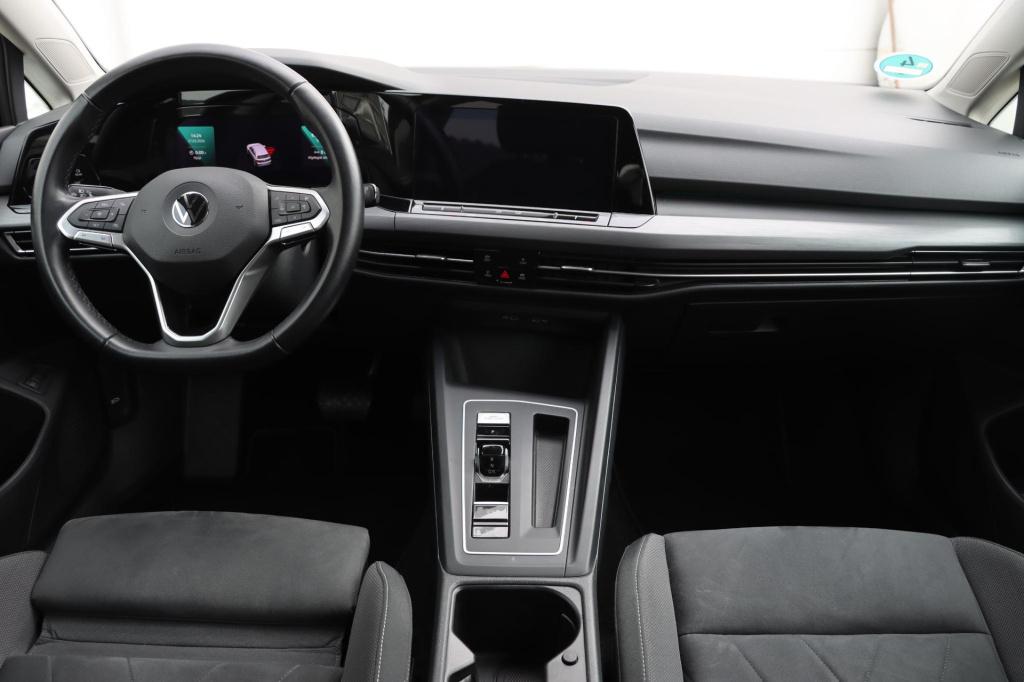 Volkswagen Golf 1.4 ehybrid style 204pk dsg6 | soh 89,8% |
