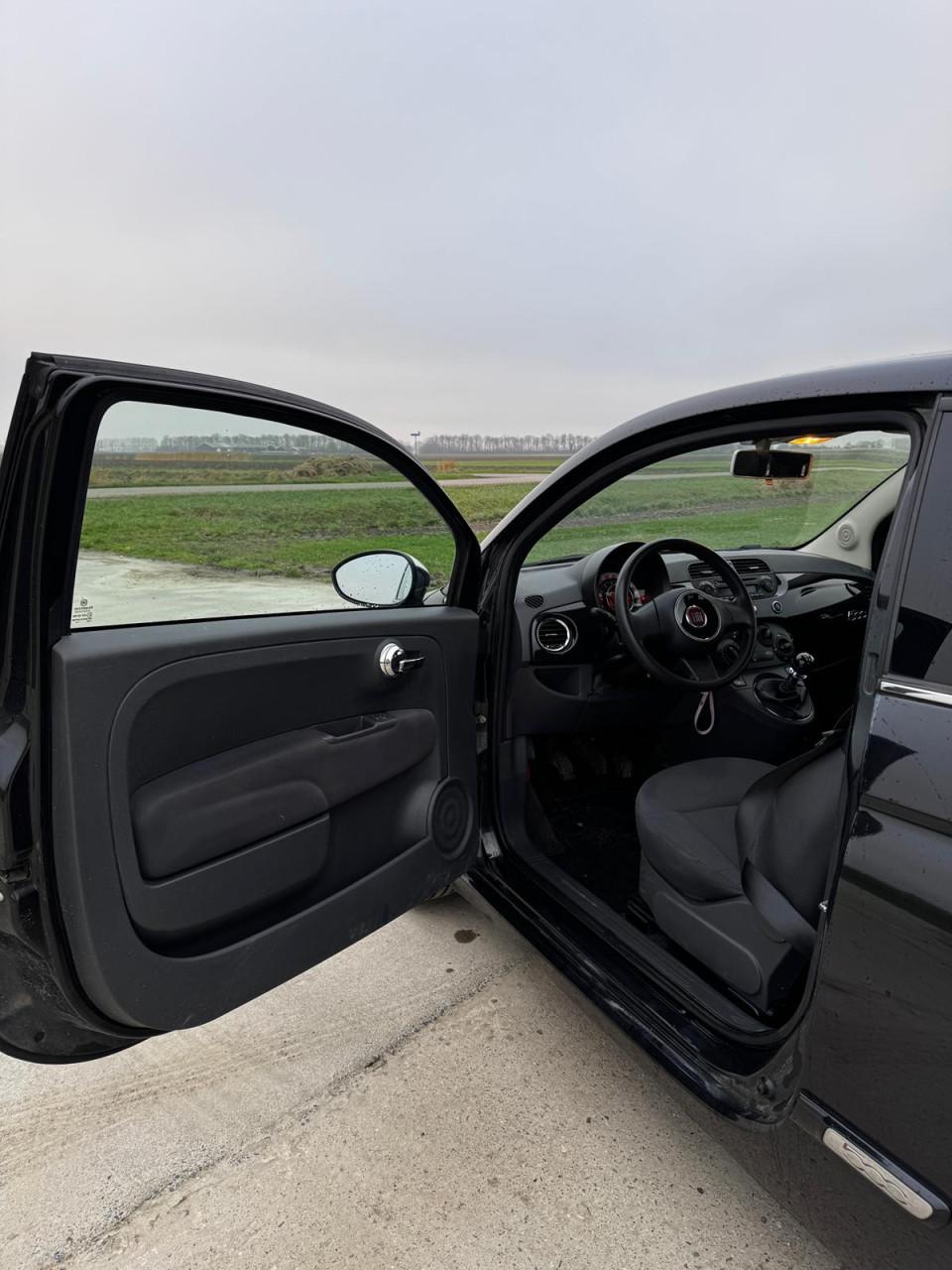 Fiat 500 0.9 85pk Twinair Turbo 2013 Zwart