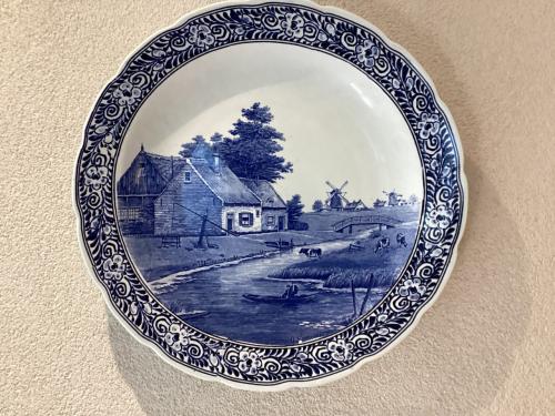Schotel/Bord . (Delfs Blauw)