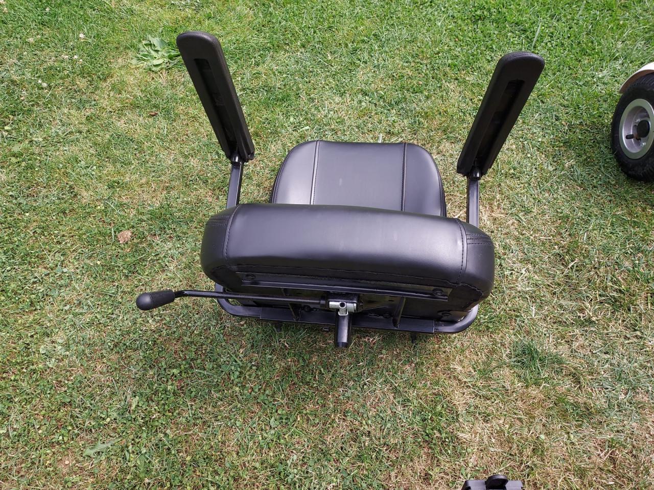 Demontabele scootmobiel te koop.