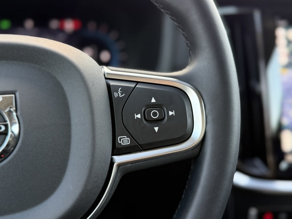 Volvo V60 b3 aut7 163pk essential ed| adap.cruise| camera| stoel.verw