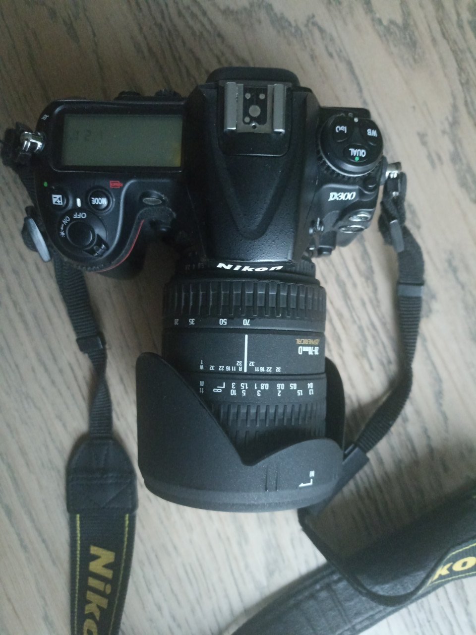 Te Koop Nikon D300 met sigma 2.8 lens