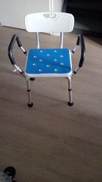 Douchestoel