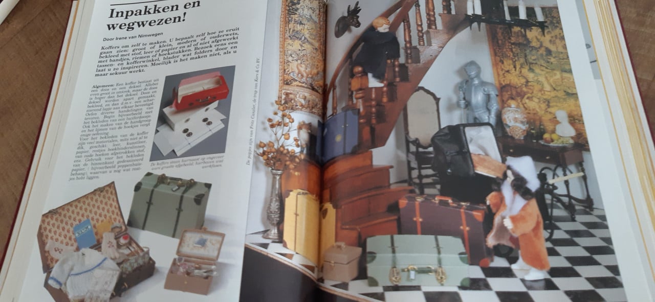 Poppenhuizen en miniaturen tijdschriften