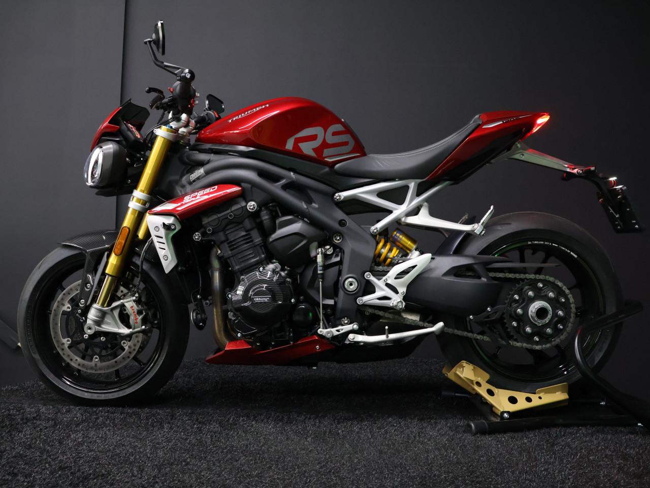 SPEED TRIPLE RS | Carnival Red