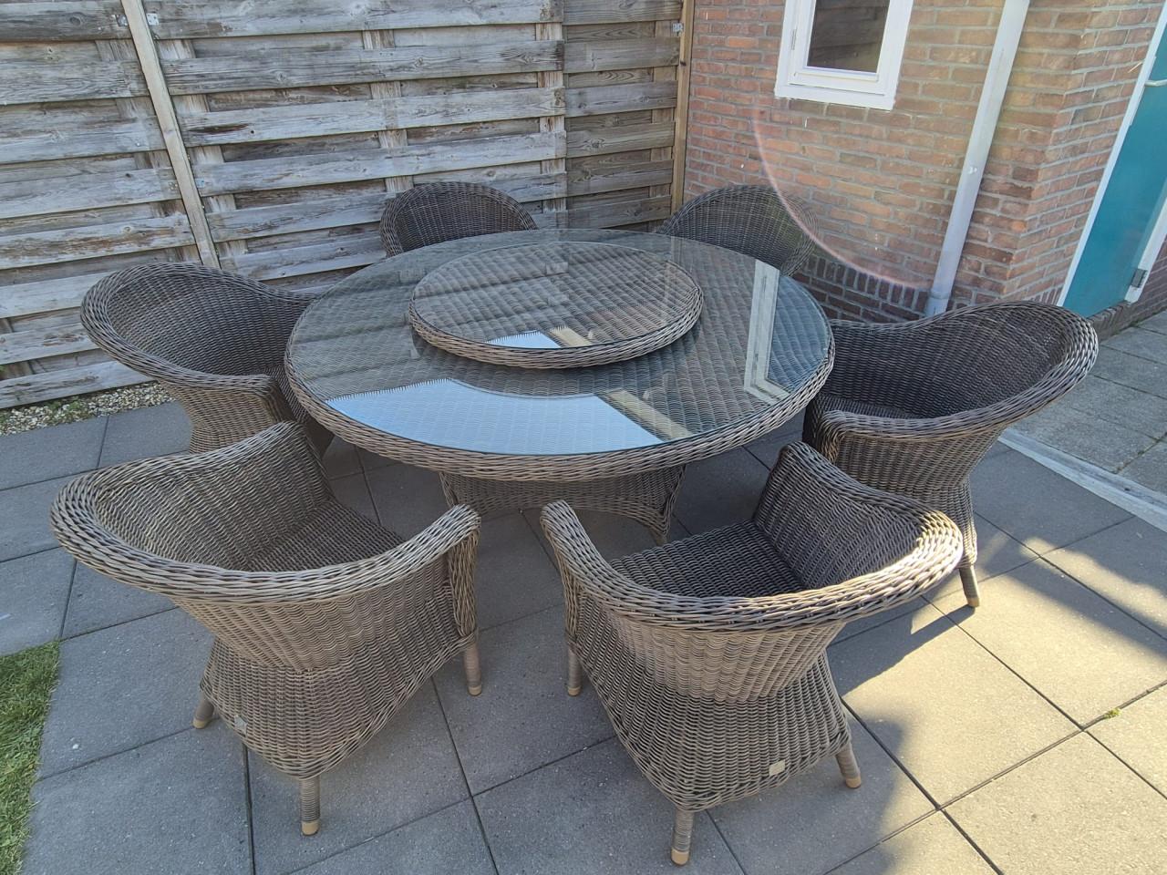 4SO Dining tuinset met Nieuwe kussens ZGAN