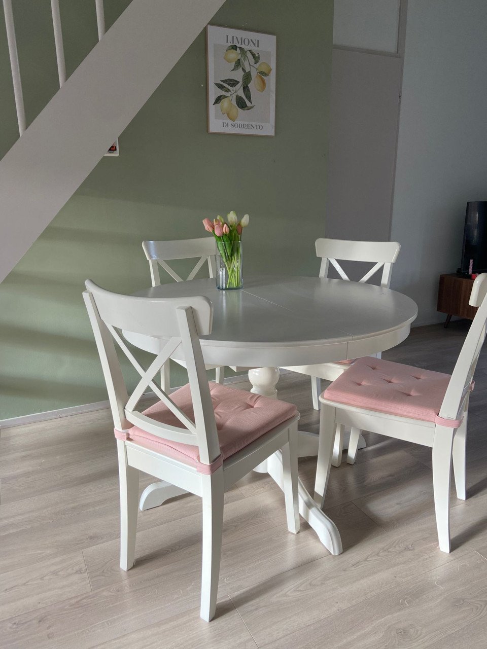 Ikea  ingatorp eettafel en stoelen
