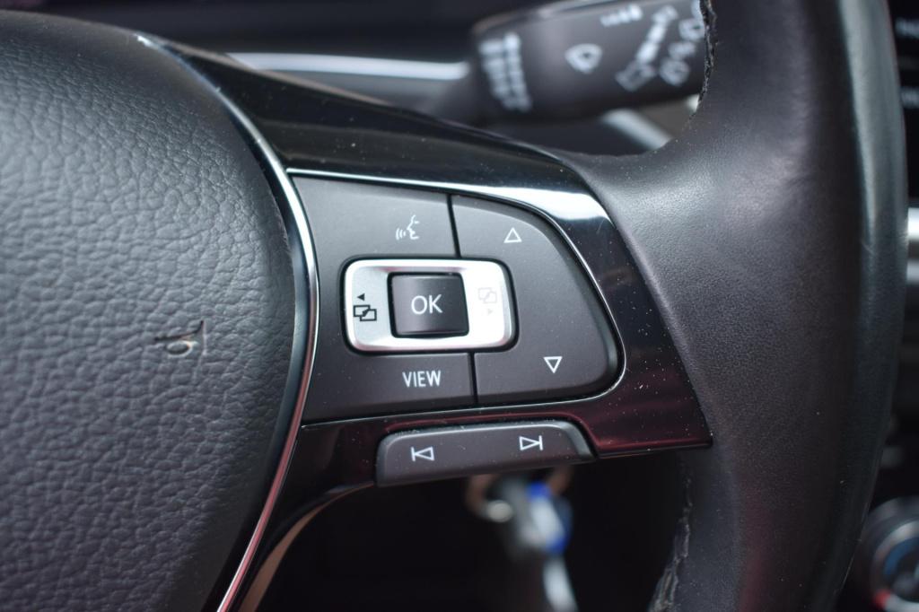 Volkswagen T-roc 1.0 tsi | virtual cockpit | trekhaak | apple carplay | and