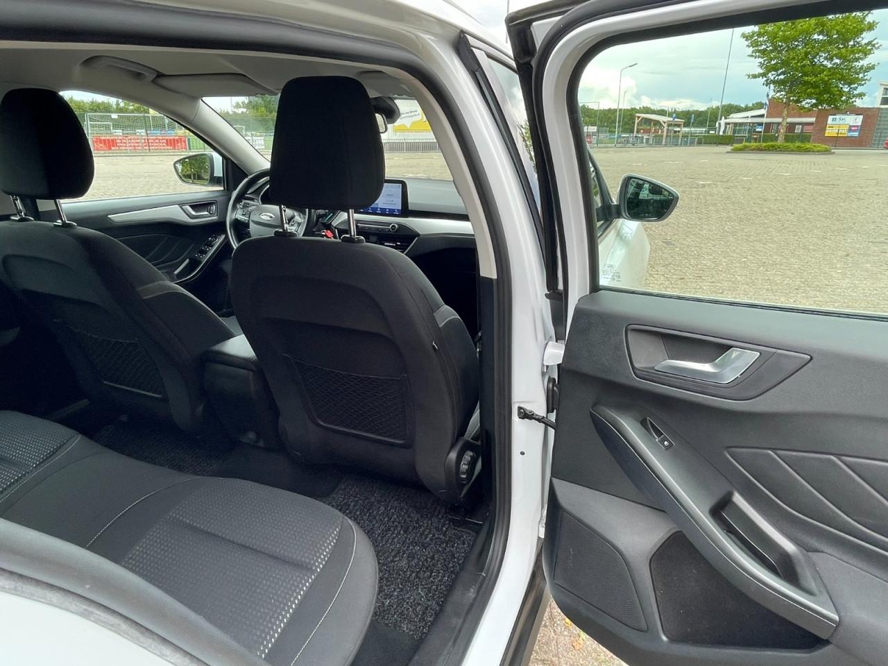 Ford Focus Wagon 1.0 Ecoboost Trekhaak en Carplay/Android