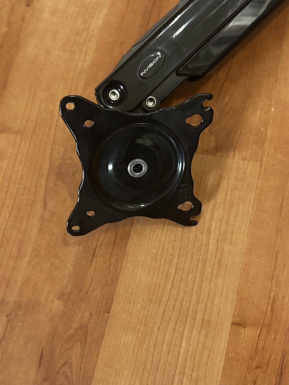 Beeldscherm arm voor montage aan bureaublad 24-40 inch