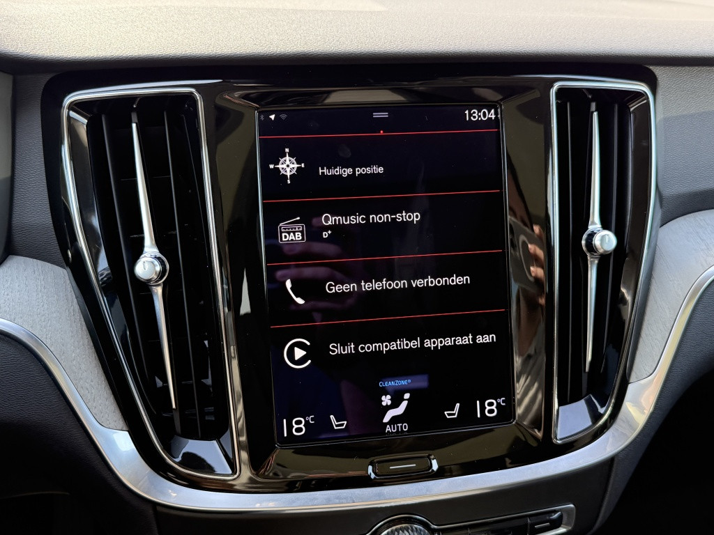 Volvo V60 b3 163pk inscription| panodak| adap.cruise| camera| leder| h&k s