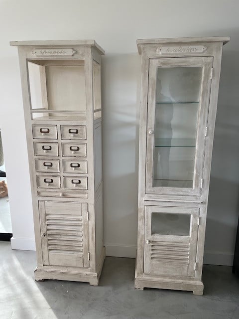 Set van 3 prachtige vitrine kasten