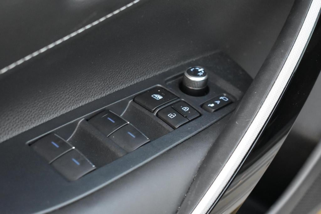 Toyota Corolla Touring Sports 1.8 hybrid dynamic | camera | stoelverwarming