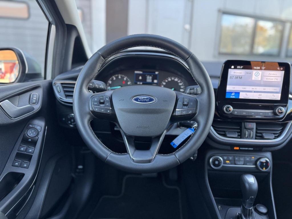Ford Fiesta 1.0 ecoboost hybrid titanium automaat, nl-auto!