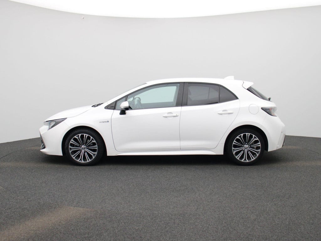 Toyota Corolla 2.0 hybrid dynamic | automaat | lmv | cruise control | stoel