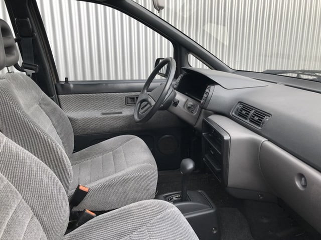 Nissan Onbekend prairie 2.0 slx automaat | collectors item
