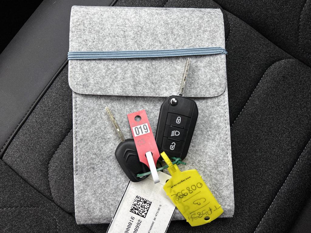 Citroen C3 110 pk plus | rijklaar | comfort seats | stoelverwarming | apple
