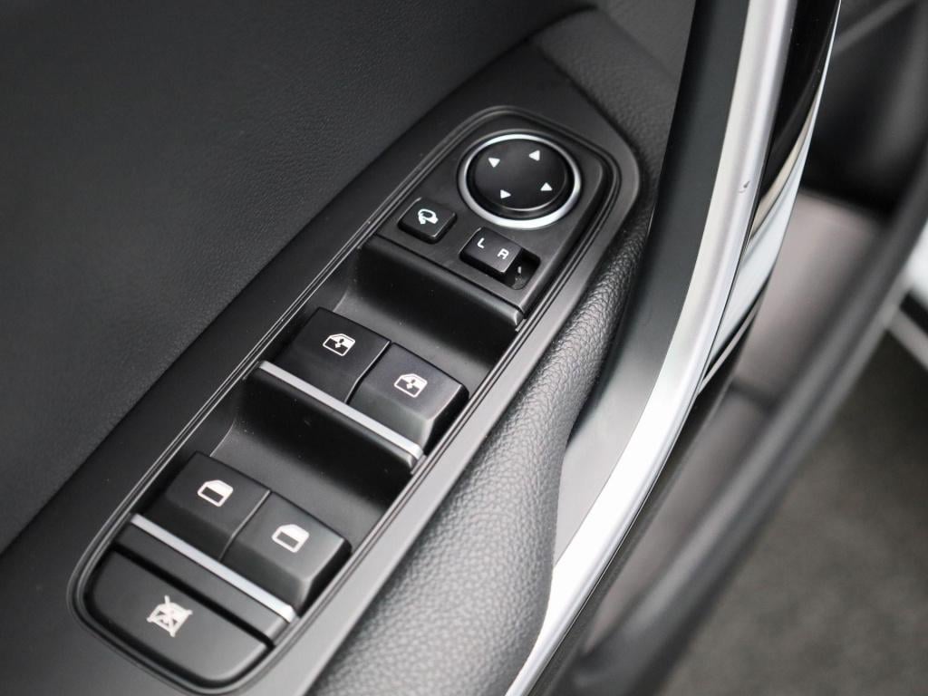 Kia Cee'd 1.5 t-gdi gt-line | panoramadak | navigatie | half leder | apple 