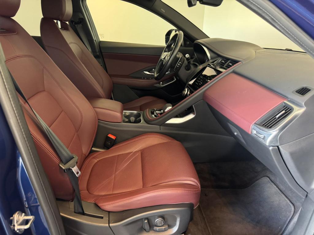 Jaguar E-pace 1.5 p300e awd r-dynamic s