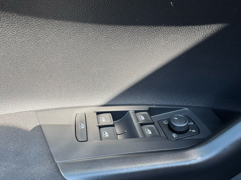 Volkswagen Polo 1.0 tsi life edition