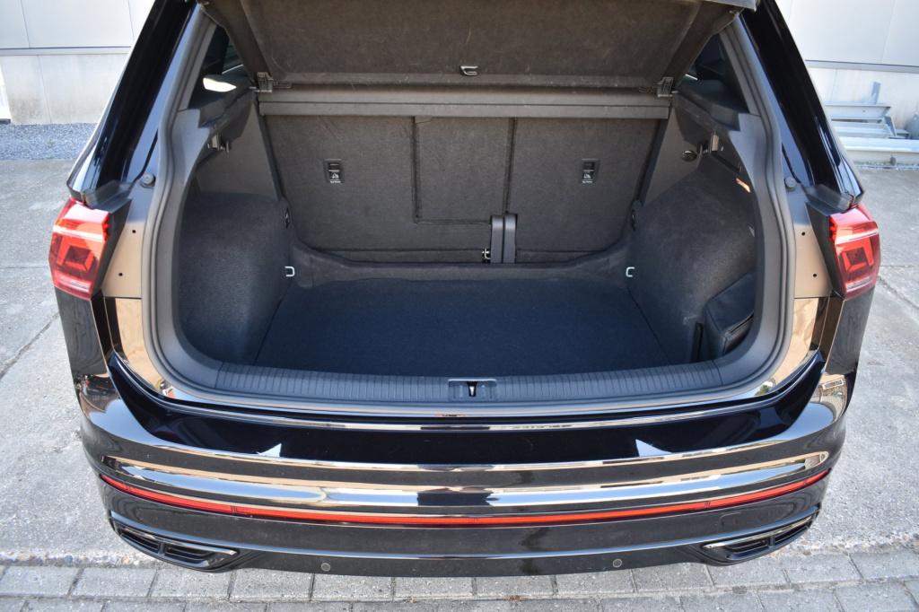 Volkswagen Tiguan 1.5 tsi r-line black style | iq.light | dealer ond. | pan
