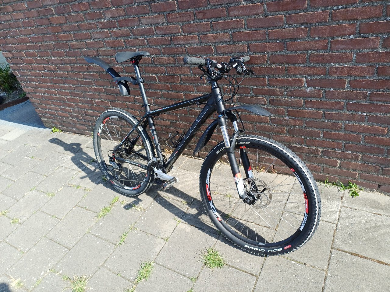 Mountainbike Cube LTD