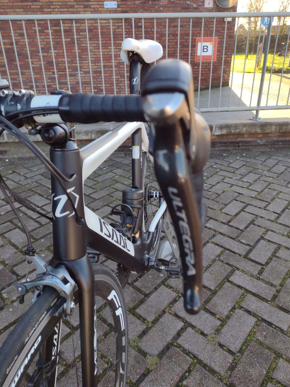 Isaac racefiets in zeer nette staat