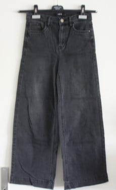 Zwarte wijde broek maat 158-164