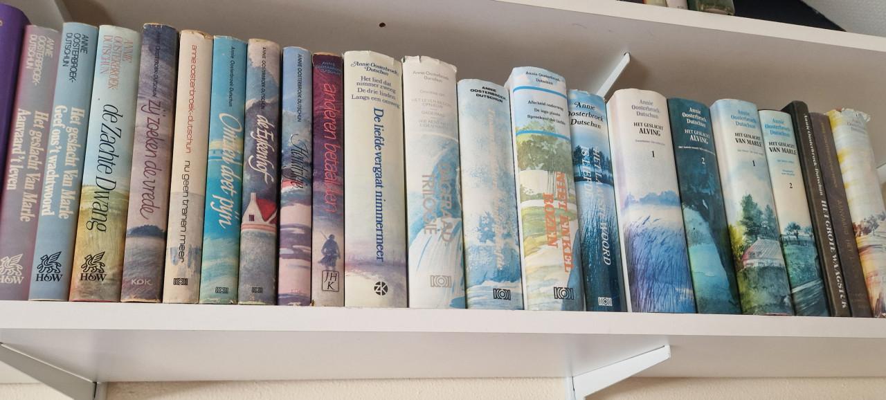 Boeken Annie Oostenbroek, Gerda van Wageningen, Mien 't Sant enz