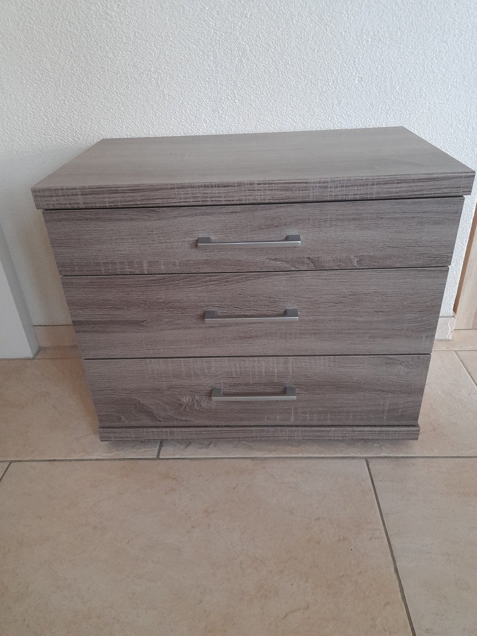 Nachtkastje 60 x 36 x 52H ( z.g.a.n. )