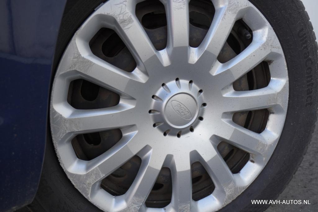 Ford Fiesta 1.0 style