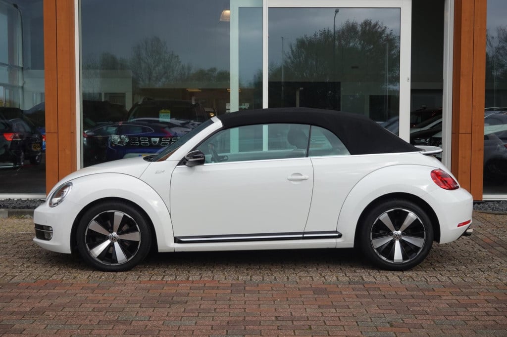 Volkswagen New Beetle cabriolet 1.4 tsi sport