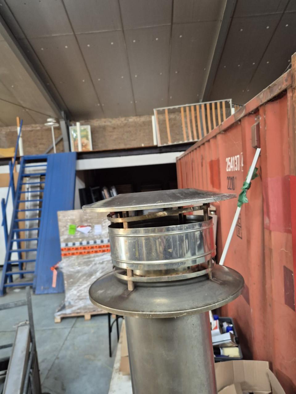 Dubbelwandige kachel pijp