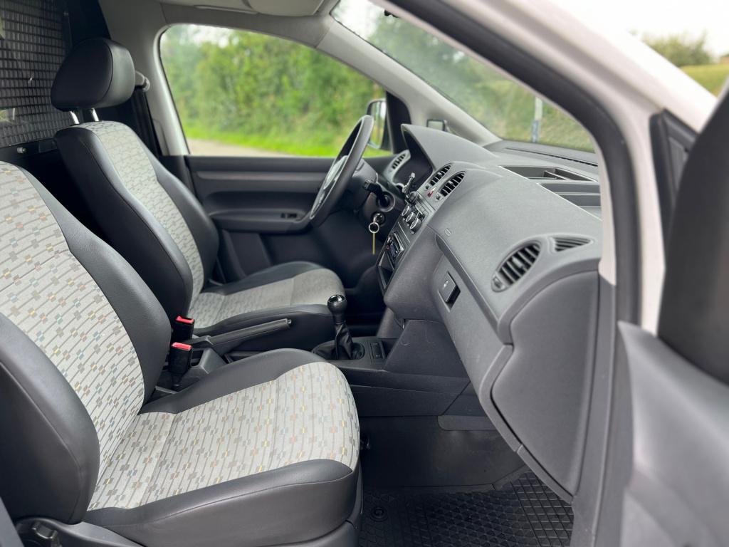 Volkswagen Caddy 1.6 tdi bmt//airco//cruise//nap