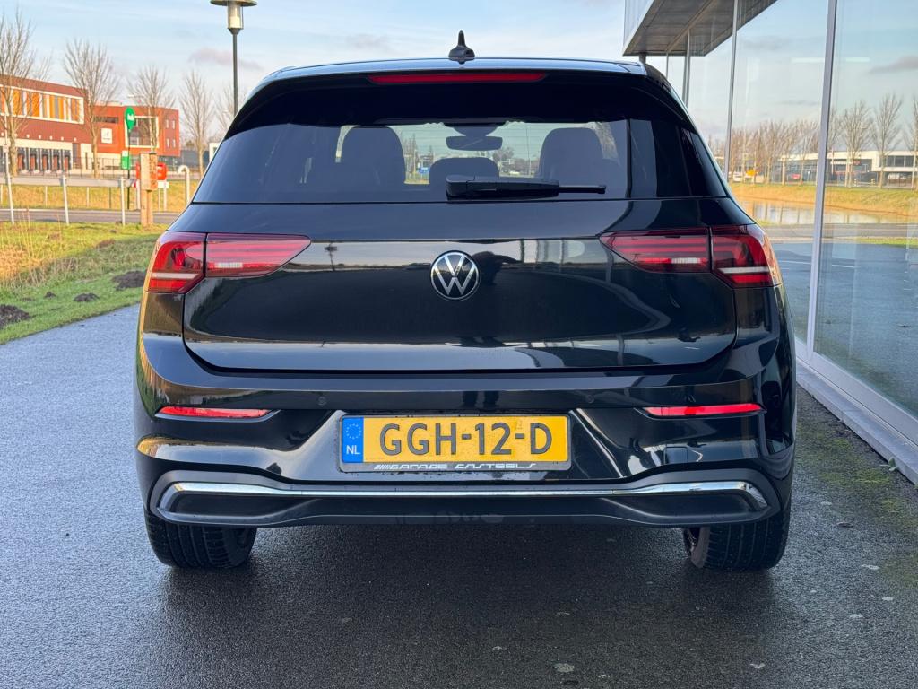 Volkswagen Golf 1.5 ehybrid 50 edition automaat , elektrische voorstoelen, 