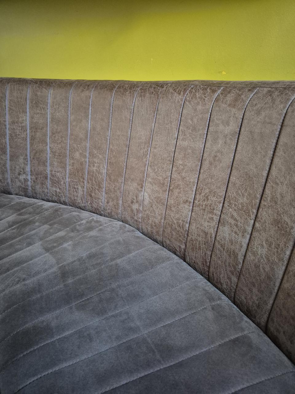 Ronde eetkamer bank